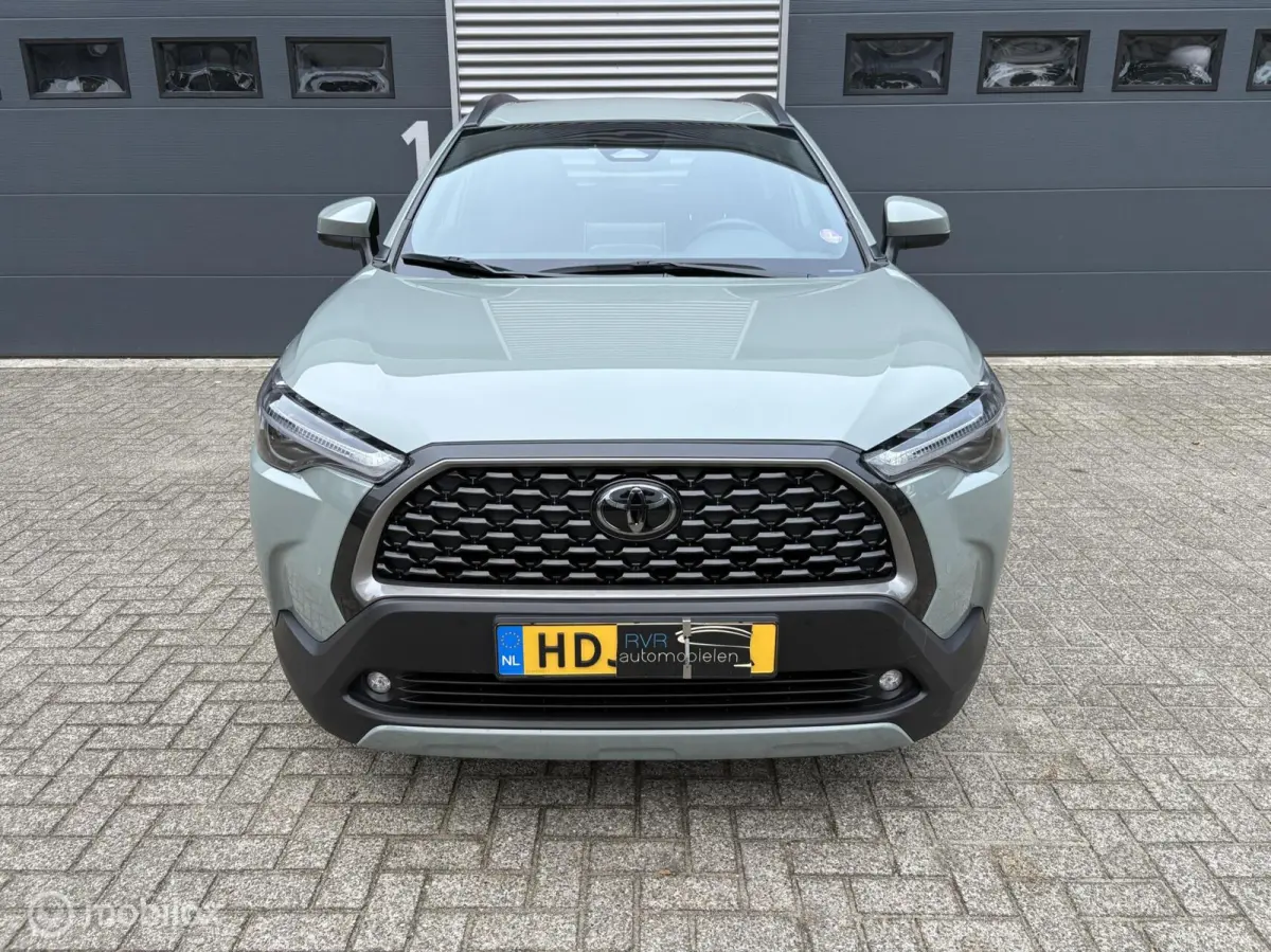 Hybrid 140 AUTOMAAT/CRUISE/NAVI/SCHADE