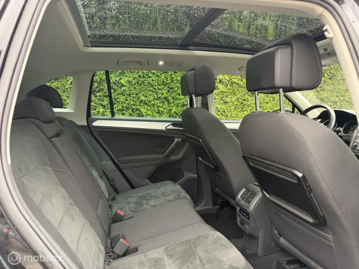 1.4TSI Comfortline Business R-Line Panodak