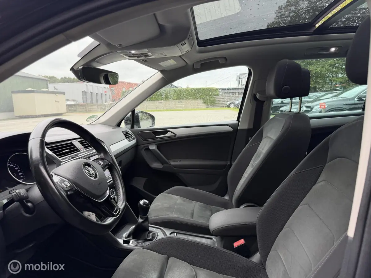 1.4TSI Comfortline Business R-Line Panodak