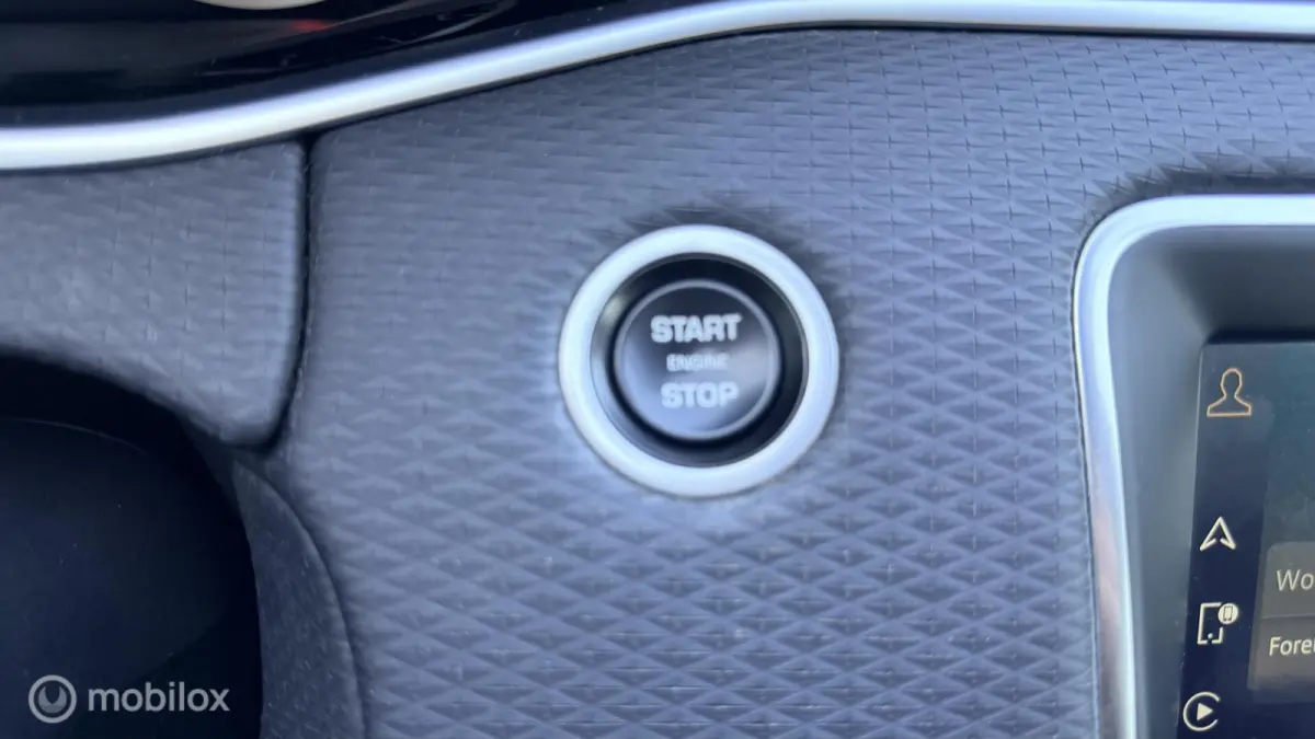 1.5 P300e AWD S