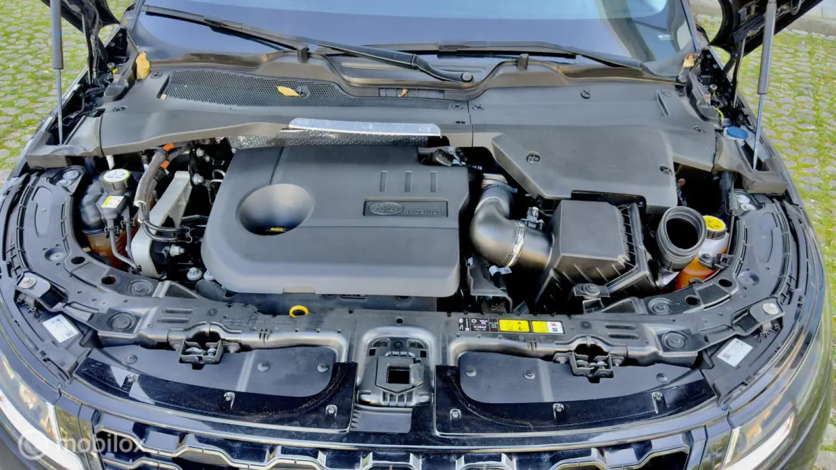 1.5 P300e AWD S