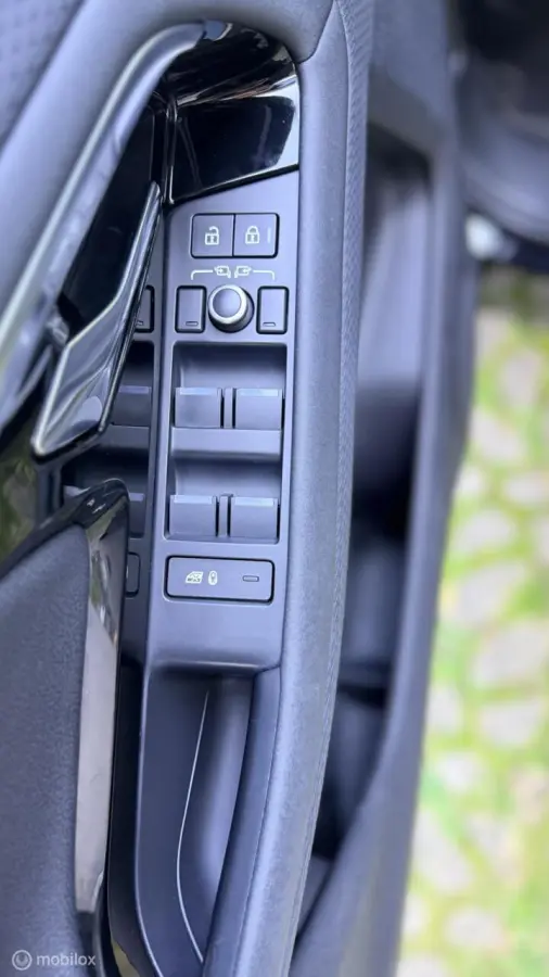 1.5 P300e AWD S