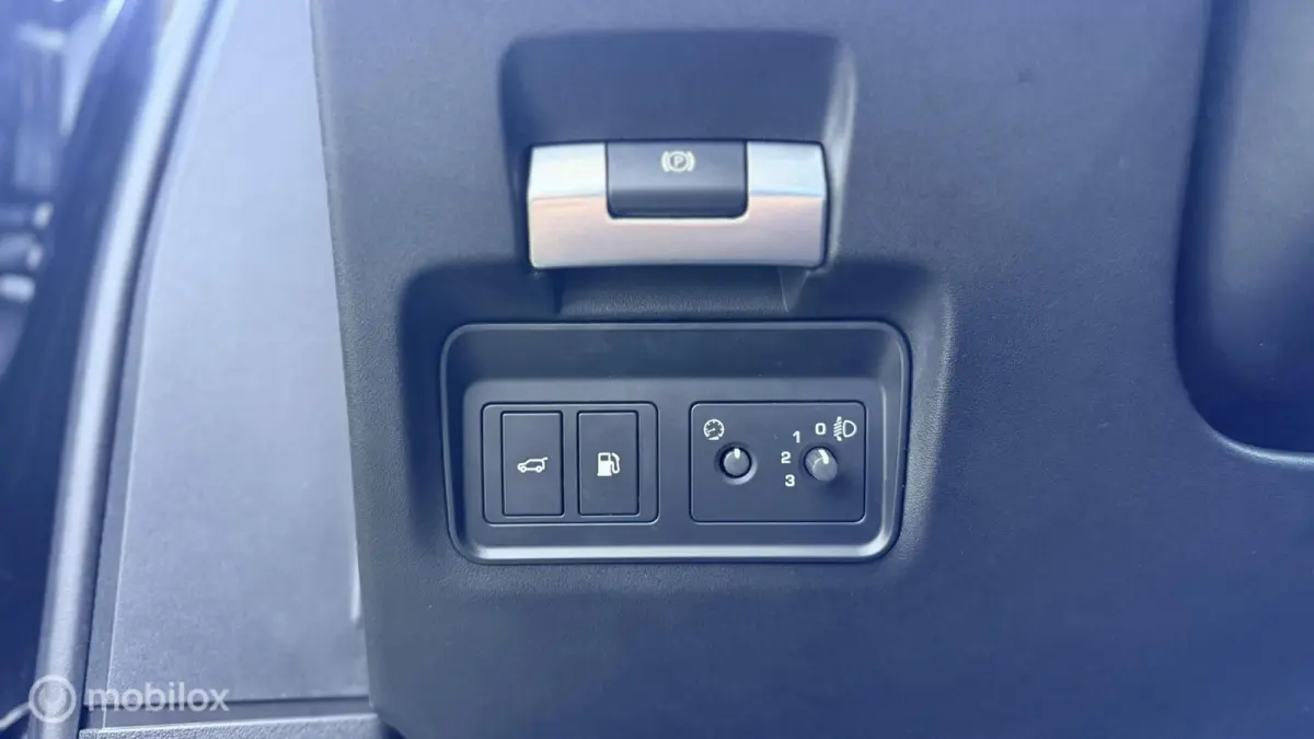1.5 P300e AWD S