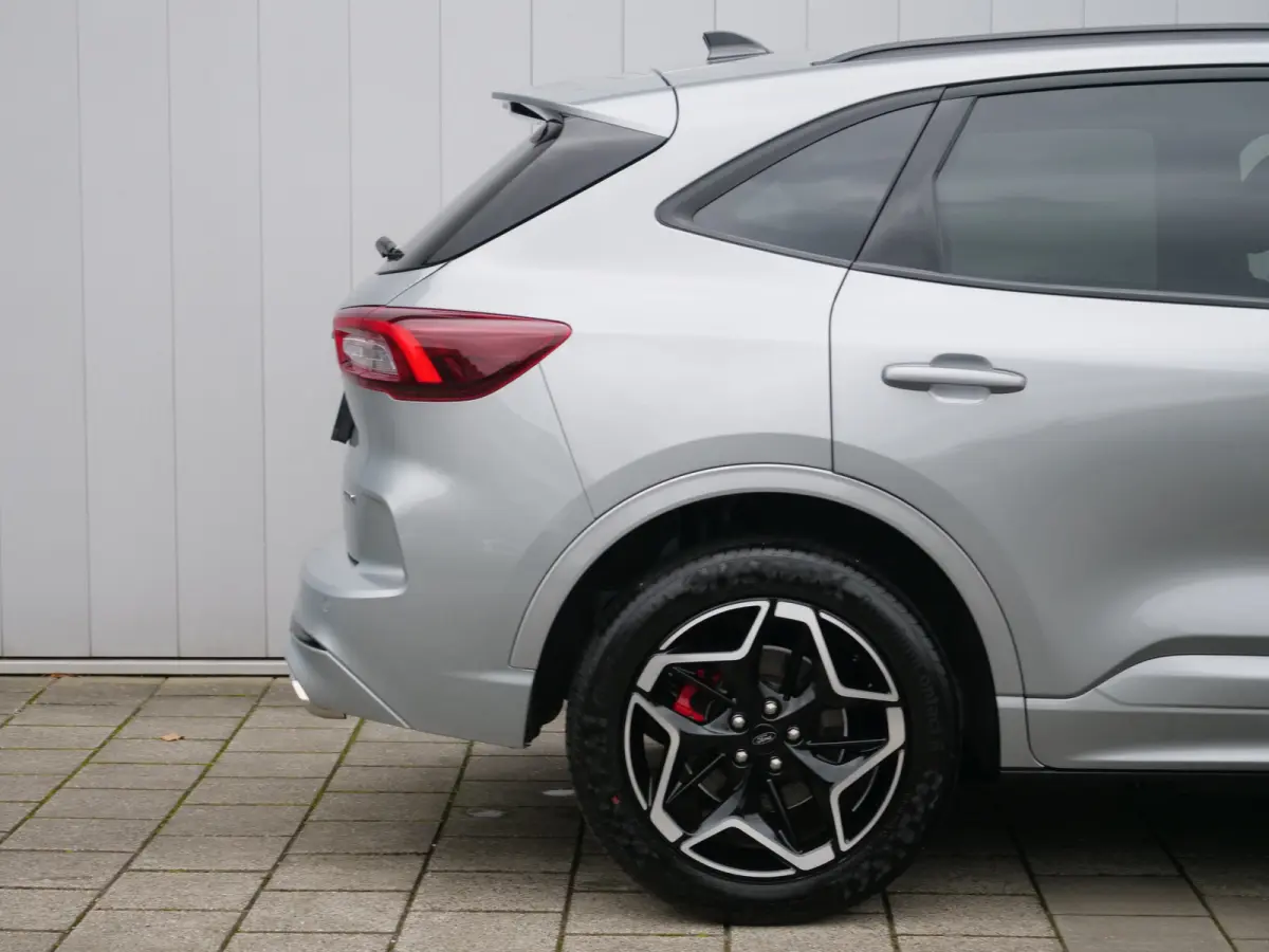 2.5 PHEV 243Pk ST-Line X Automaat Winterpakket / Adaptive Cruise / 360 Camera / Apple Carplay