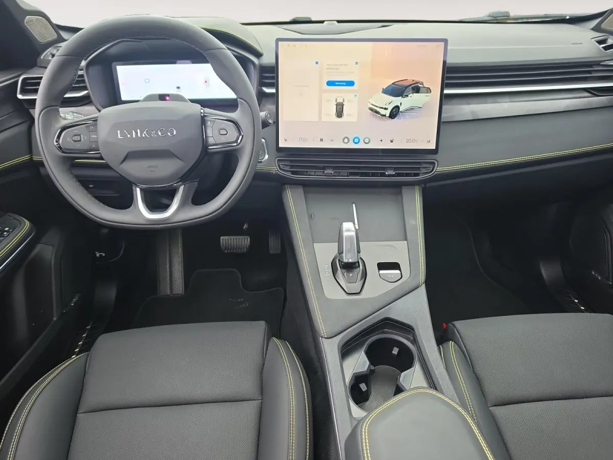 1.5 More | Navigatie | Climate control | 360Gr camera | Keyless | Stoel + Stuurverwarming