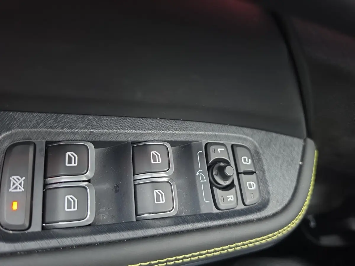 1.5 More | Navigatie | Climate control | 360Gr camera | Keyless | Stoel + Stuurverwarming