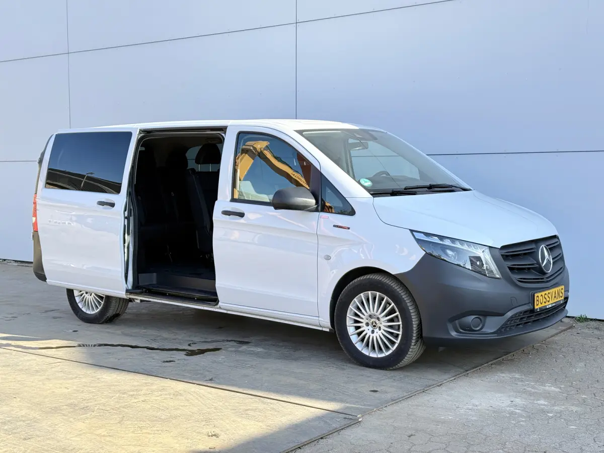 129 90kWh 204PK Personenvervoer L2 370km WLTP 92.2% (SOH) 7 Stoelen Elektrische Schuifdeur LED Lichtmetalen velgen 17inch 110kw Snelladen Climate Control Cruise Control