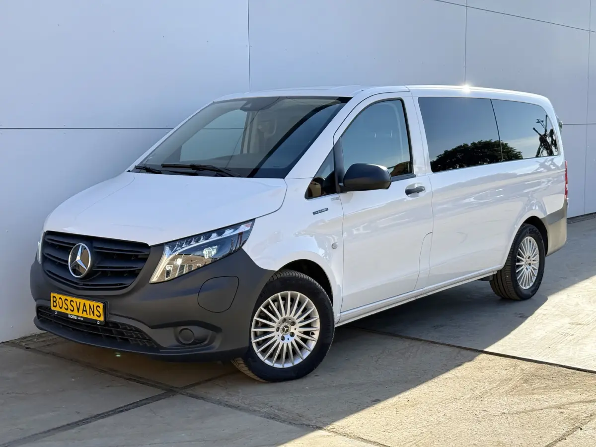 129 90kWh 204PK Personenvervoer L2 370km WLTP 92.2% (SOH) 7 Stoelen Elektrische Schuifdeur LED Lichtmetalen velgen 17inch 110kw Snelladen Climate Control Cruise Control