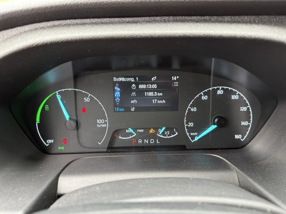 68kWh 184PK L2H2 317km WLTP BEV Snelladen 360° Camera Stoelverwarming Cruise control Climate control Carplay Navigatie Parkeersensoren