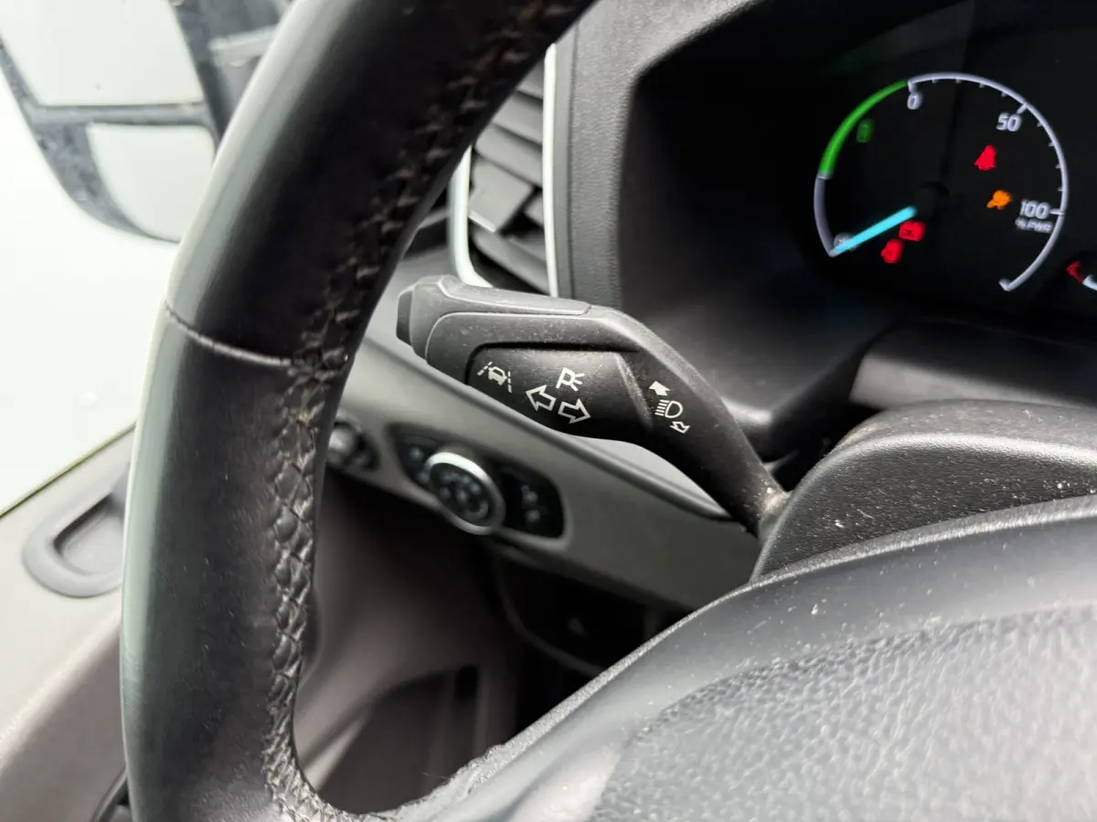 68kWh 184PK L2H2 317km WLTP BEV Snelladen 360° Camera Stoelverwarming Cruise control Climate control Carplay Navigatie Parkeersensoren