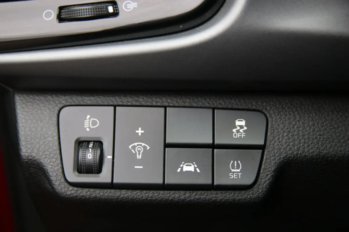 1.0 TGDI First Ed. Navi/apple carplay