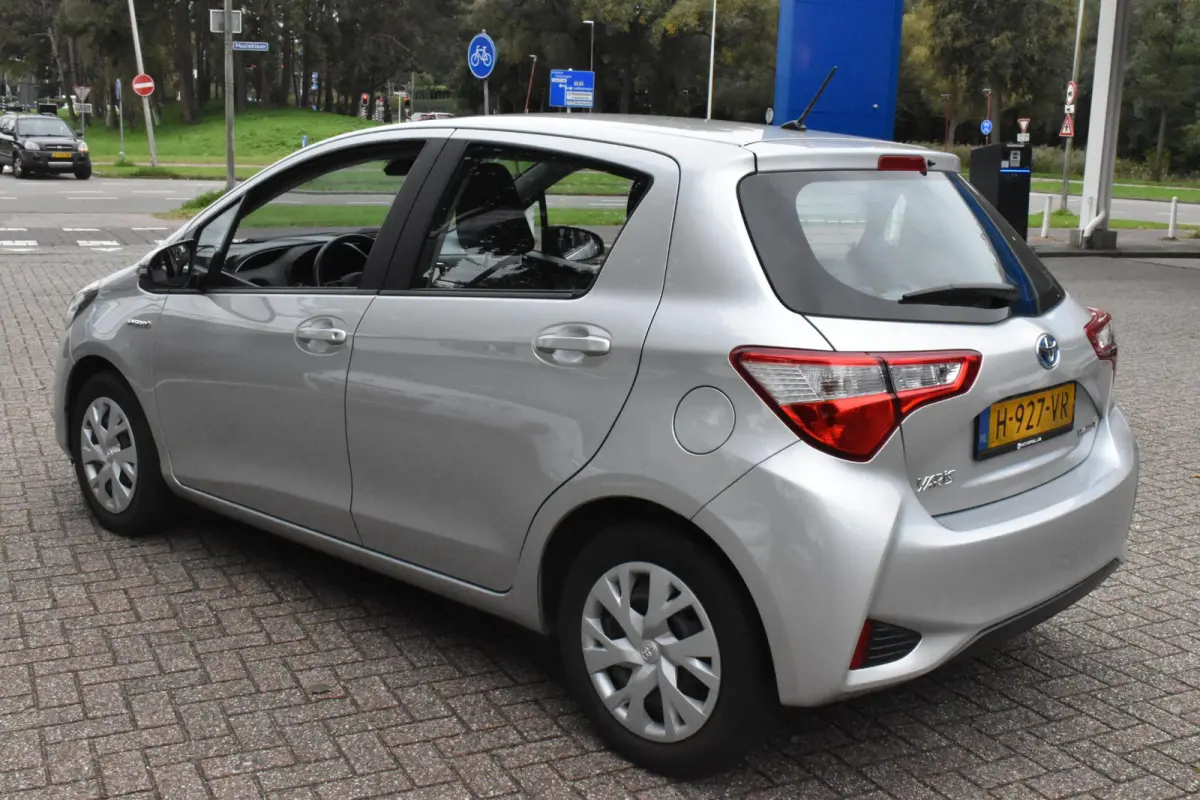 1.5 Hybrid Active | 2e Eigenaar | 100% Onderhouden | Camera | Cruise | 12 mnd BOVAG Garantie | Whatsapp 06-53188999