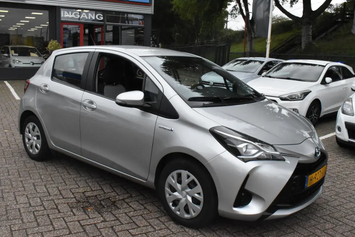 1.5 Hybrid Active | 2e Eigenaar | 100% Onderhouden | Camera | Cruise | 12 mnd BOVAG Garantie | Whatsapp 06-53188999