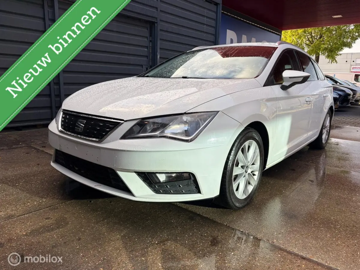 1.0 EcoTSI Trekhaak Cruise Navi Carplay Clima