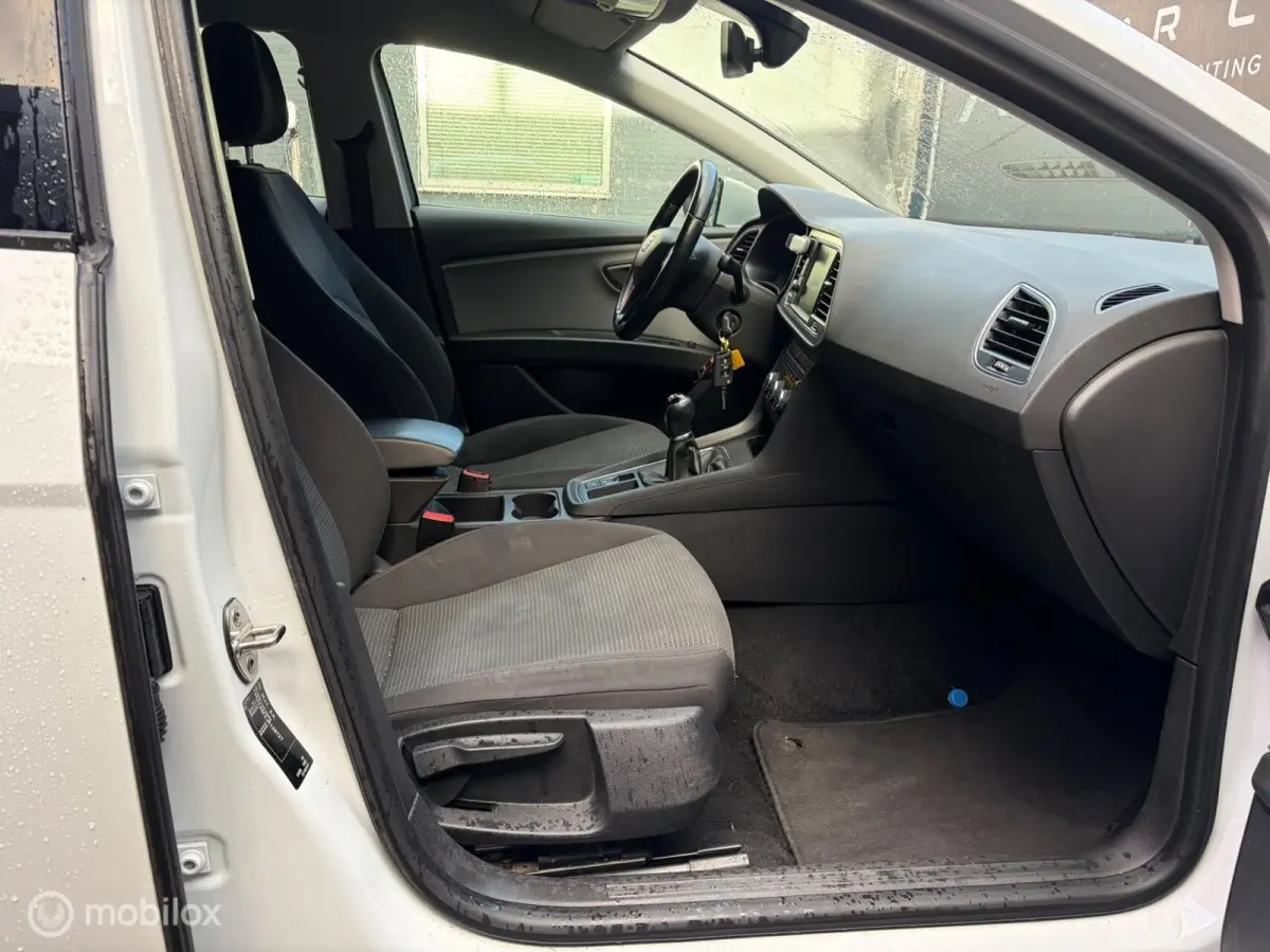 1.0 EcoTSI Trekhaak Cruise Navi Carplay Clima