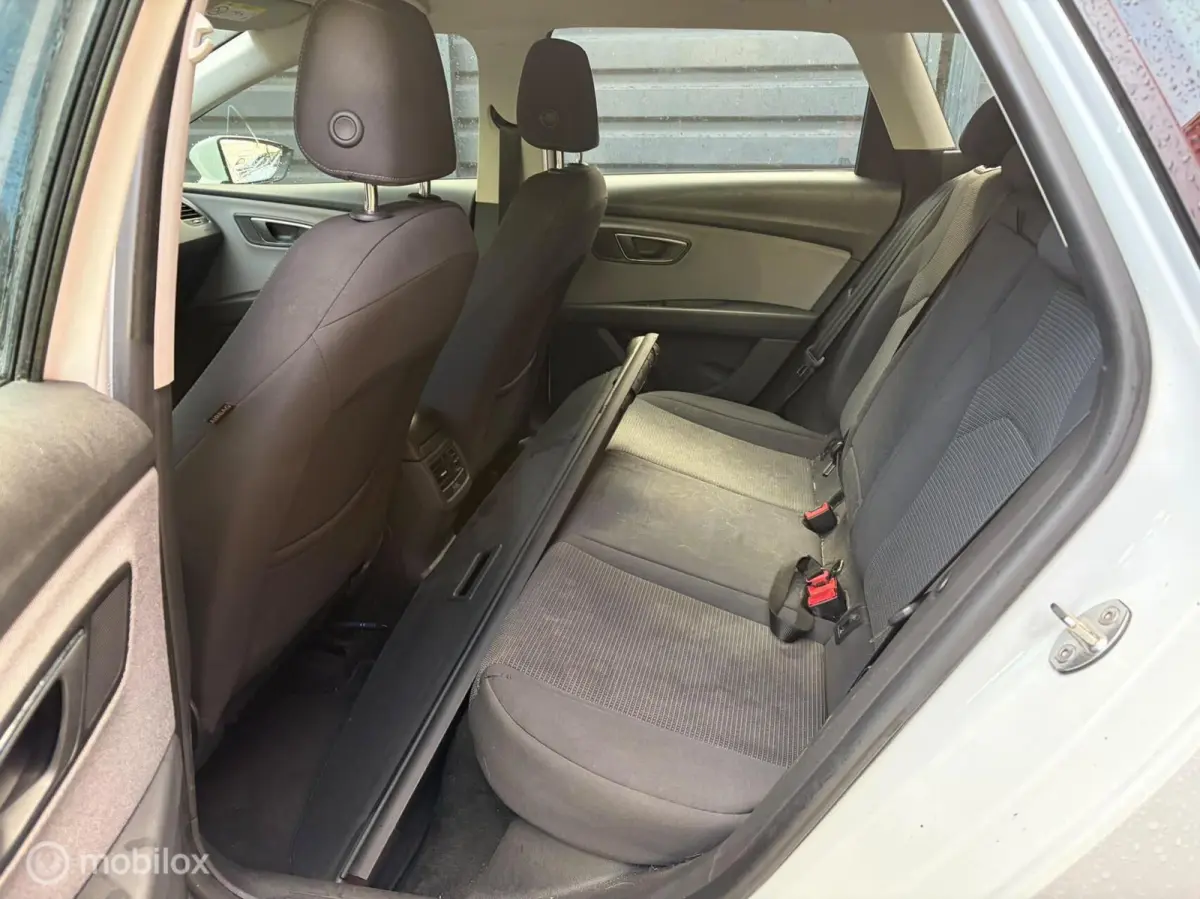1.0 EcoTSI Trekhaak Cruise Navi Carplay Clima