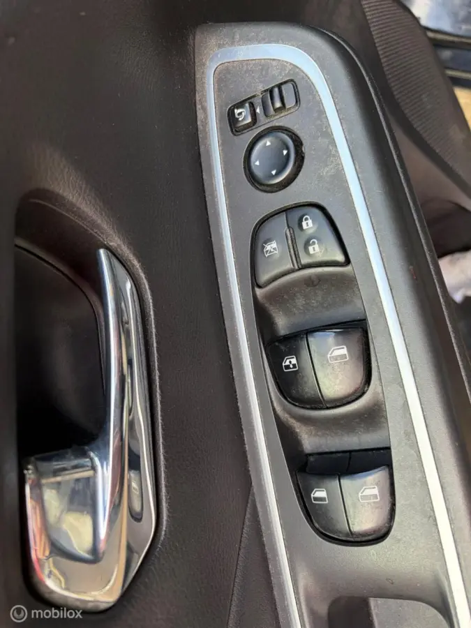 1.0 IG-T Tekna Cruise Lane Assist Clima