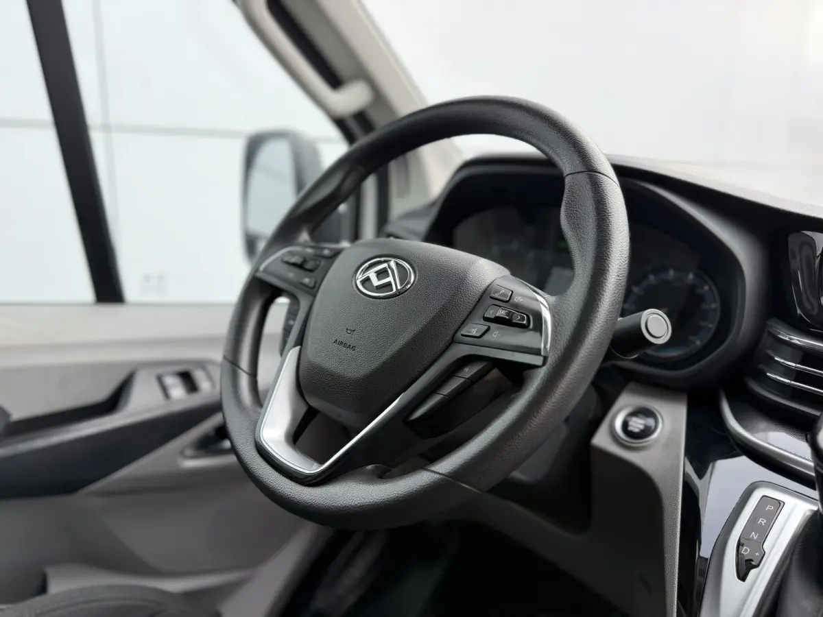 72kWh 204PK L2H2 280km Stad WLTP Snelladen LED Carplay Cruise control Camera Airco Parkeersensoren v+a