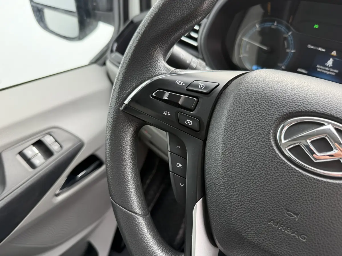 72kWh 204PK L2H2 280km Stad WLTP Snelladen LED Carplay Cruise control Camera Airco Parkeersensoren v+a