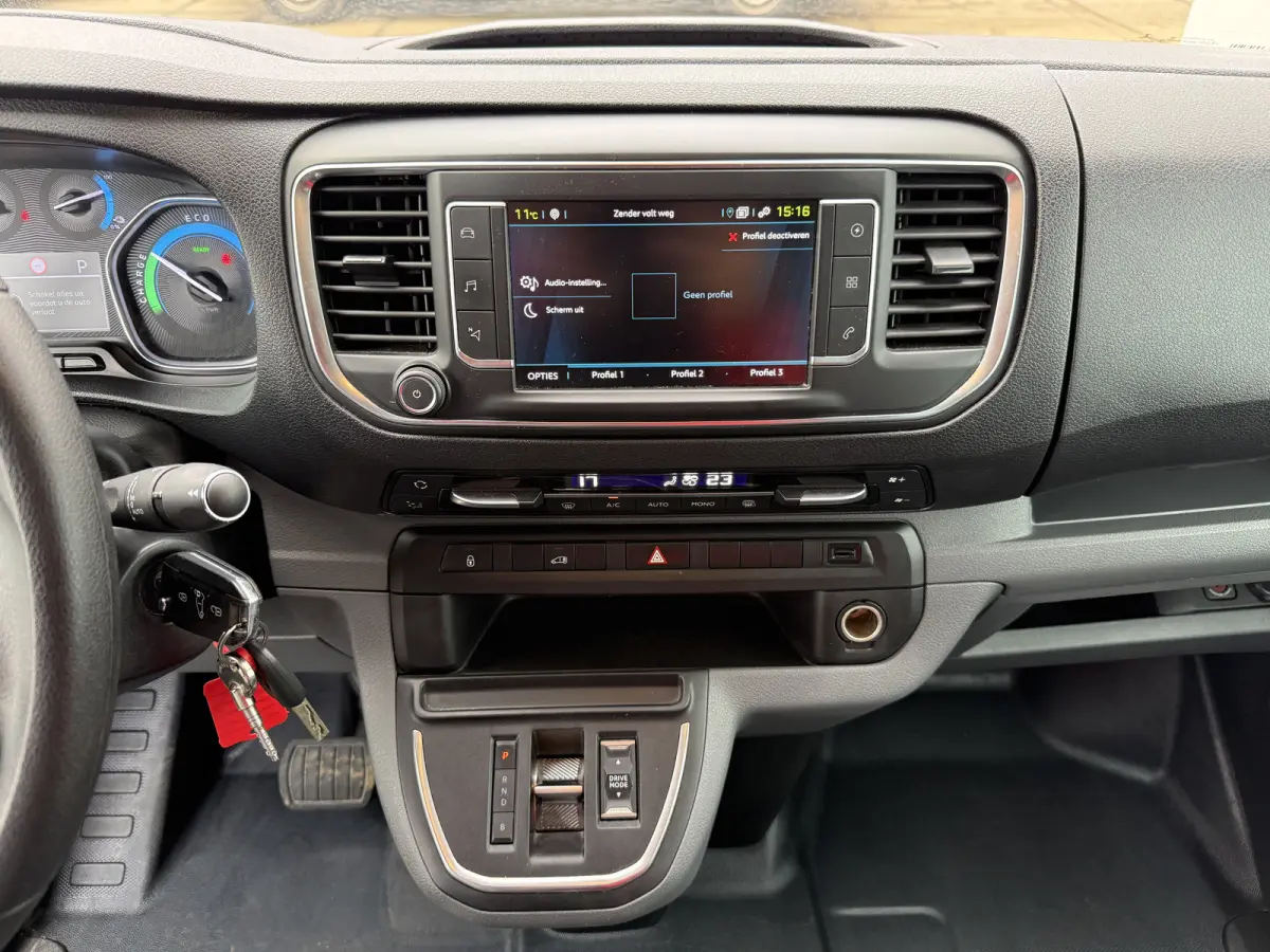 50kWh 136PK Elektrisch 230km WLTP L3 Snelladen Climate Control Cruise Control Achteruitrijcamera Laadkabel
