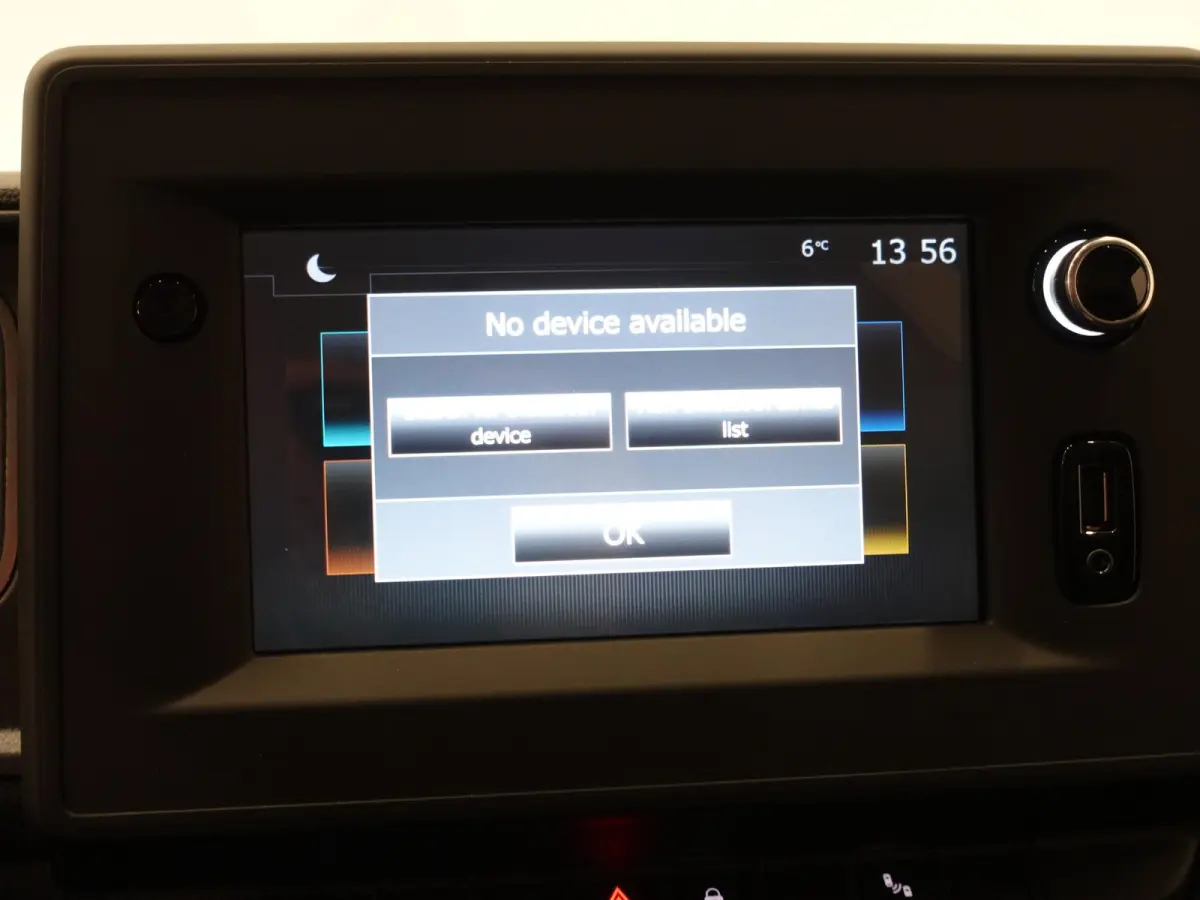 T33 2.3 dCi 135PK L2H2 BPM VRIJ! Airco Cruise control Parkeersensoren Navigatie Trekhaak 3Zits Lat om lat Laadvloer Apple Carplay Android auto