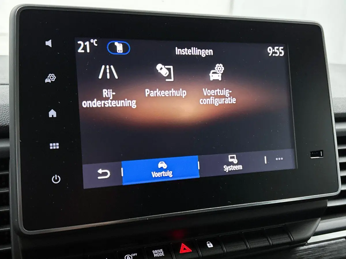 2.0 Blue dC1 150PK L2H1 Dubbele Cabine Automaat Navigatie Airco Lichtmetalen velgen Betimmering Trekhaak Camera Parkeer sensoren Dab