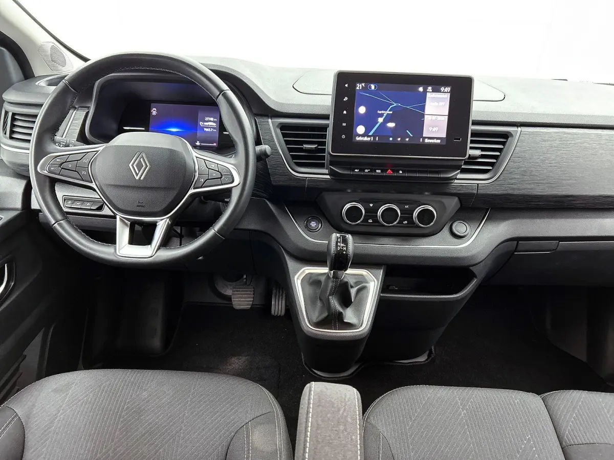 2.0 Blue dC1 150PK L2H1 Dubbele Cabine Automaat Navigatie Airco Lichtmetalen velgen Betimmering Trekhaak Camera Parkeer sensoren Dab