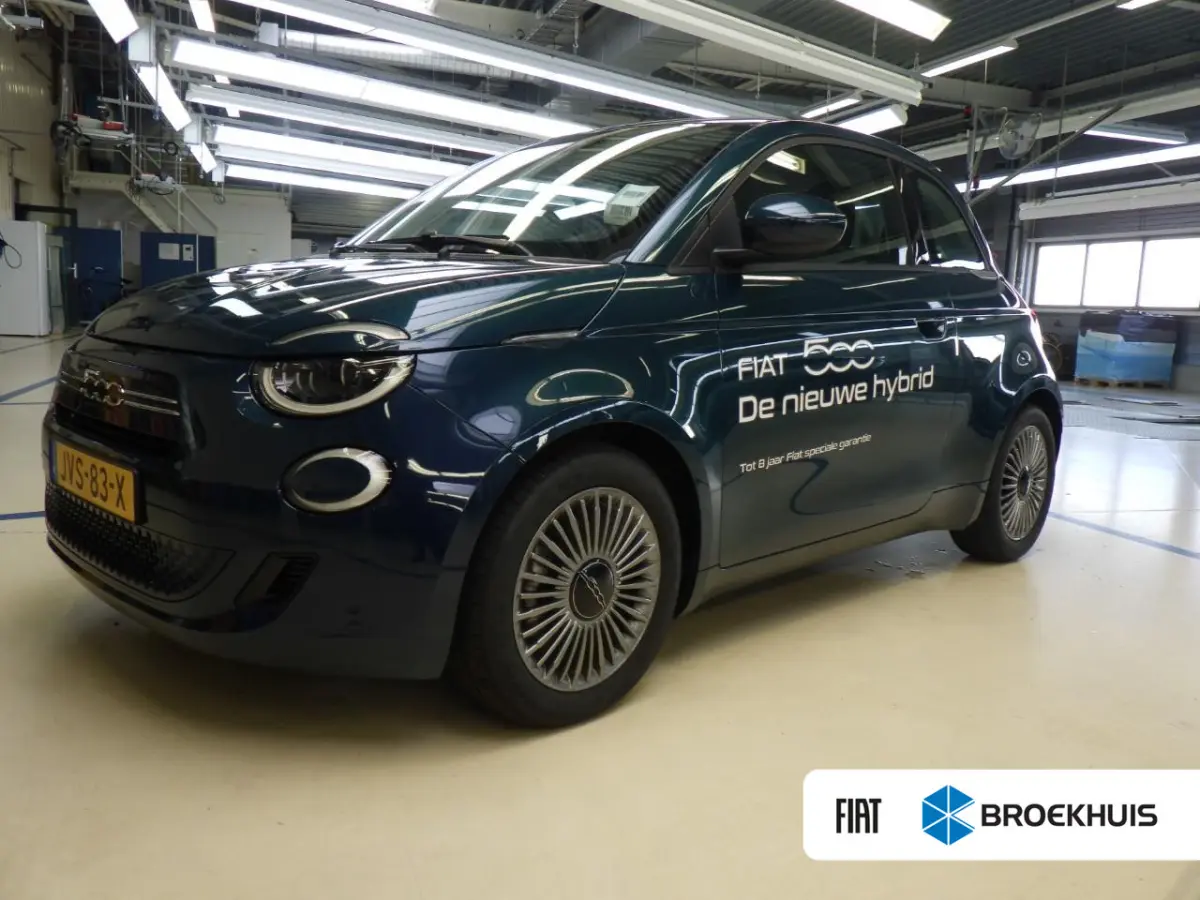 1.0 Hybrid Torino Launch Edition Tot 8 Jaar Garantie | Lage KM | Carplay | PDC | Cruise Control | 16" Lichtmetalen Velgen | LED | Origineel NL!