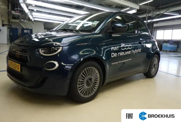 1.0 Hybrid Torino Launch Edition Tot 8 Jaar Garantie | Lage KM | Carplay | PDC | Cruise Control | 16" Lichtmetalen Velgen | LED | Origineel NL!