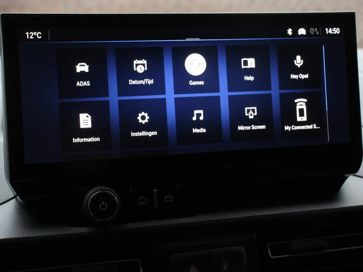 1.5 BlueHDi 130pk L2 Automaat Apple Carplay Android Auto Navigatie Trekhaak Airco Camera Cruise Control Parkeersensoren V+A DAB