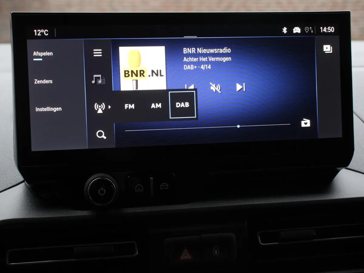 1.5 BlueHDi 130pk L2 Automaat Apple Carplay Android Auto Navigatie Trekhaak Airco Camera Cruise Control Parkeersensoren V+A DAB