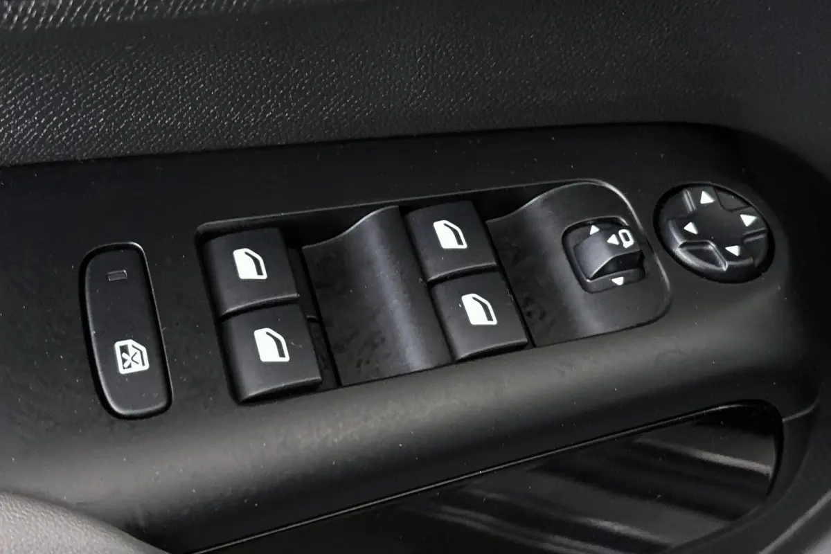 1.2 PureTech Feel Trekhaak Camera Apple CarPlay Dodehoek