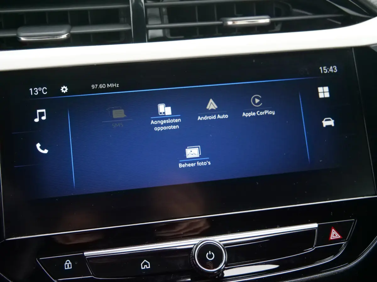 1.2 Turbo 100pk Mild Hybrid GS Automaat LED / Camera / Apple Carplay
