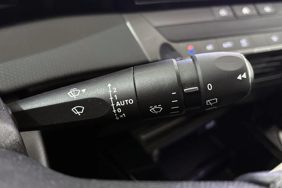 1.2 Level 2 Camera Clima Apple CarPlay