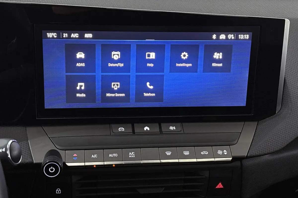 1.2 Level 2 Camera Clima Apple CarPlay