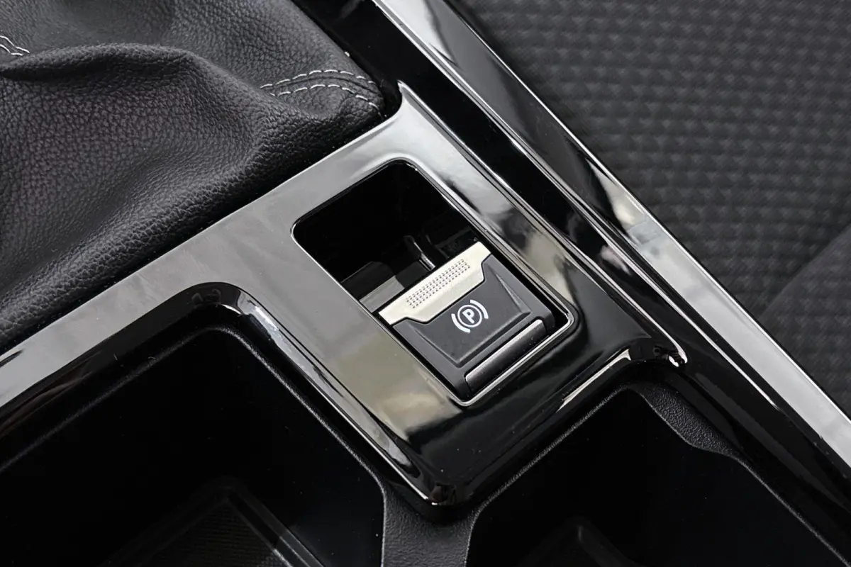 1.2 Level 2 Camera Clima Apple CarPlay