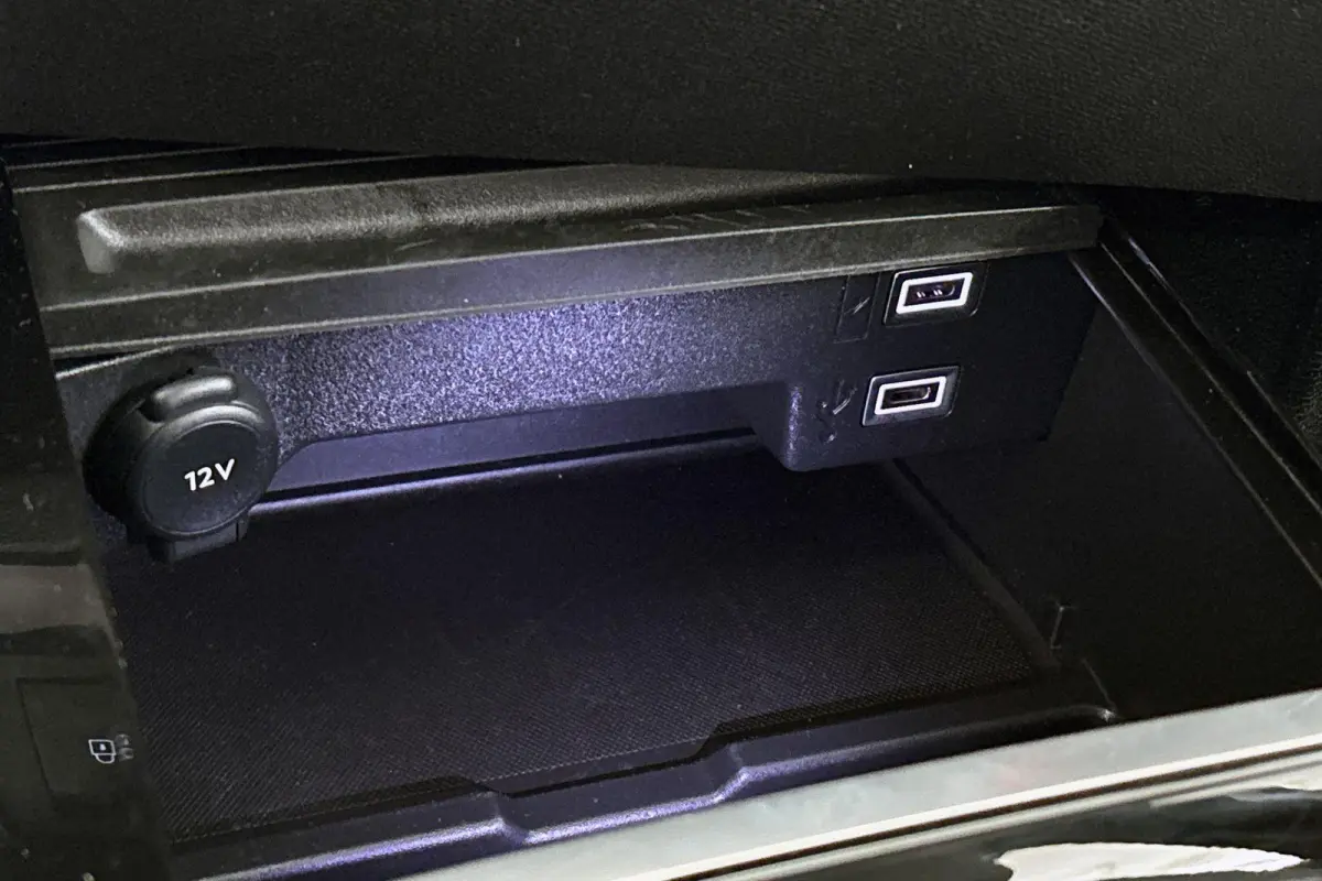 1.2 Level 2 Camera Clima Apple CarPlay