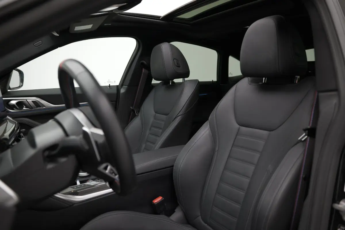 M440i xDrive High Executive |Pano|HUD|H&K|Memory|Carbon|