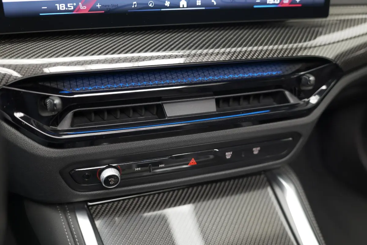 M440i xDrive High Executive |Pano|HUD|H&K|Memory|Carbon|