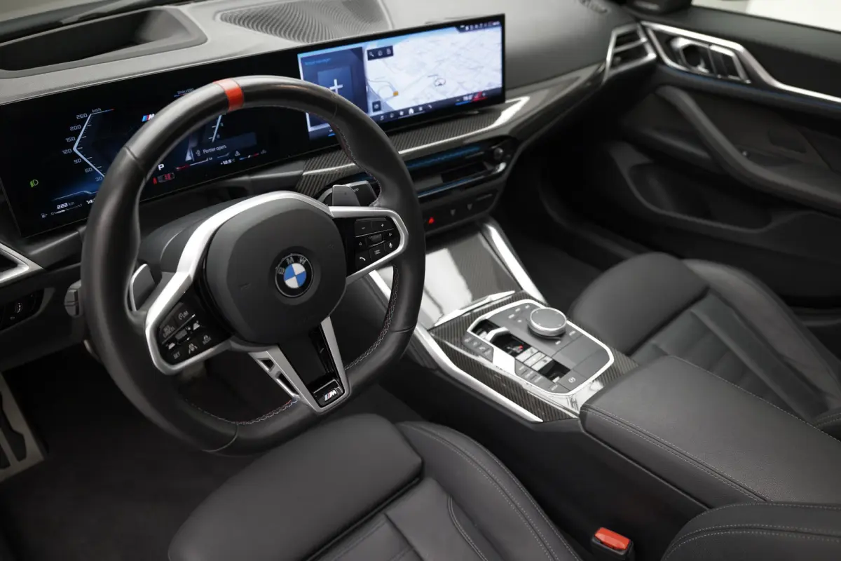 M440i xDrive High Executive |Pano|HUD|H&K|Memory|Carbon|