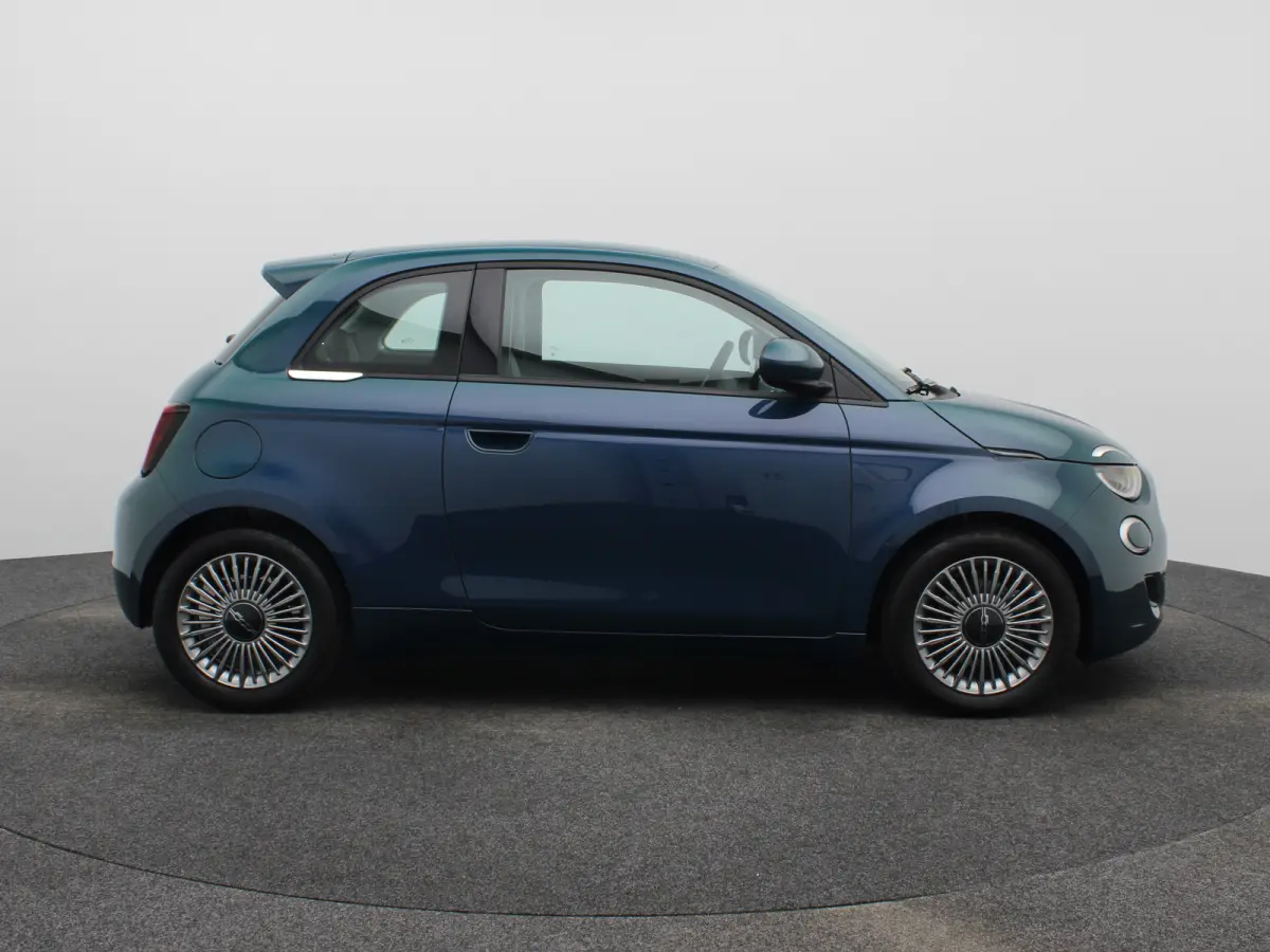 1.0 Hybrid Torino Launch Edition Tot 8 Jaar Garantie | Lage KM | Carplay | PDC | Cruise Control | Climate Control | Keyless | Navigatie | 16" Lichtmetalen Velgen | LED | Origineel NL!