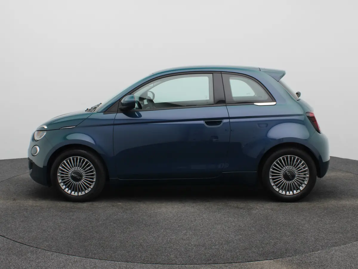 1.0 Hybrid Torino Launch Edition Tot 8 Jaar Garantie | Lage KM | Carplay | PDC | Cruise Control | Climate Control | Keyless | Navigatie | 16" Lichtmetalen Velgen | LED | Origineel NL!