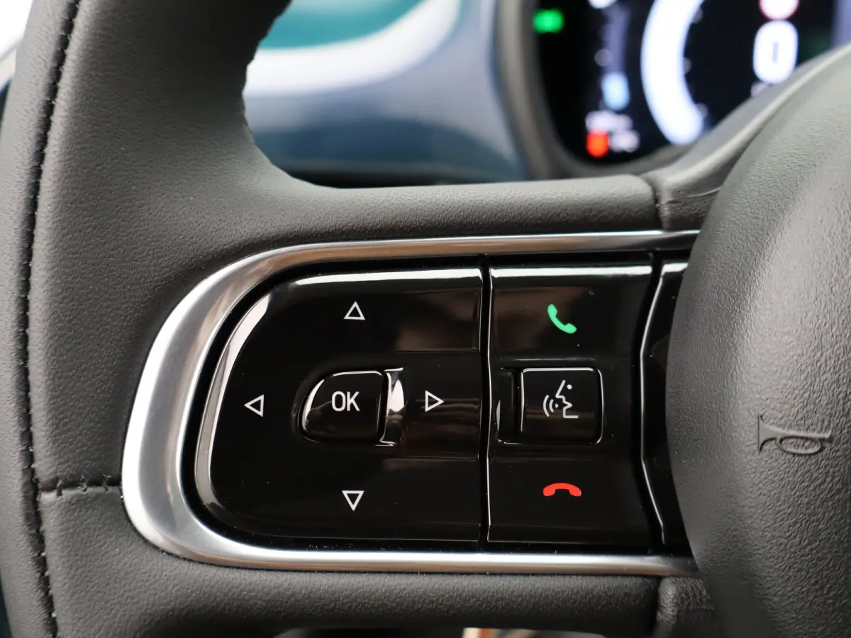 1.0 Hybrid Torino Launch Edition Tot 8 Jaar Garantie | Lage KM | Carplay | PDC | Cruise Control | Climate Control | Keyless | Navigatie | 16" Lichtmetalen Velgen | LED | Origineel NL!