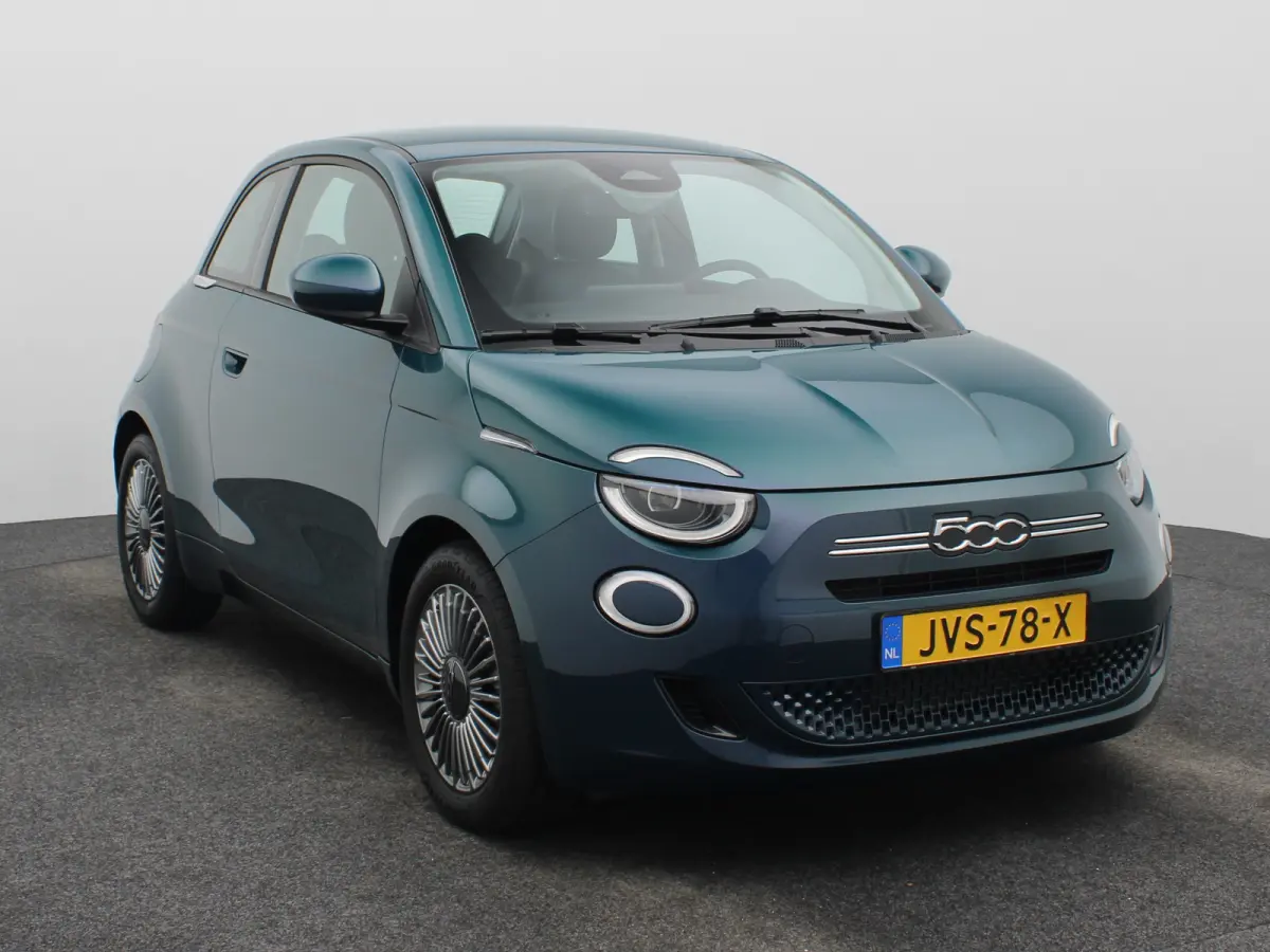 1.0 Hybrid Torino Launch Edition Tot 8 Jaar Garantie | Lage KM | Carplay | PDC | Cruise Control | Climate Control | Keyless | Navigatie | 16" Lichtmetalen Velgen | LED | Origineel NL!