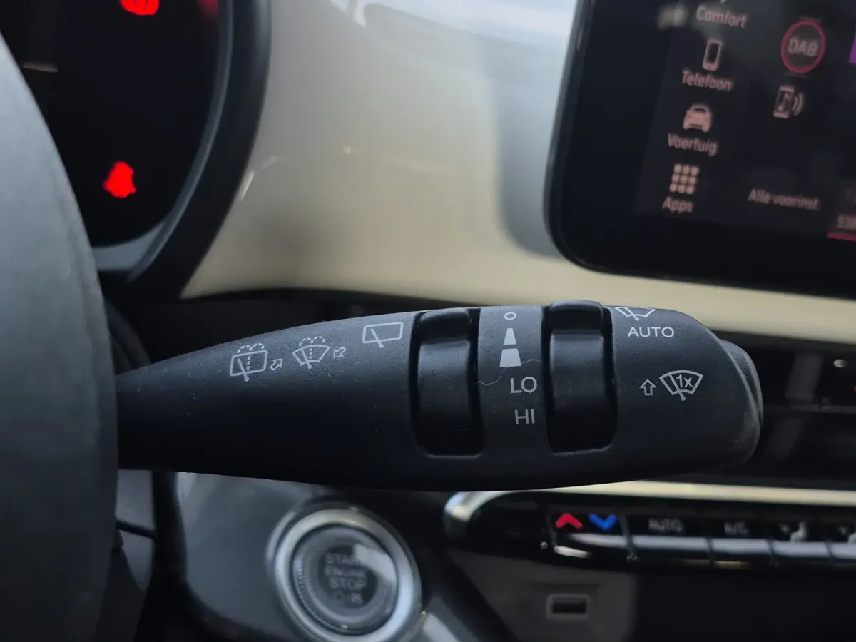 Icon 42 kWh Climate control | Apple carplay/Android auto | Lane assist |  LMV 16 inch