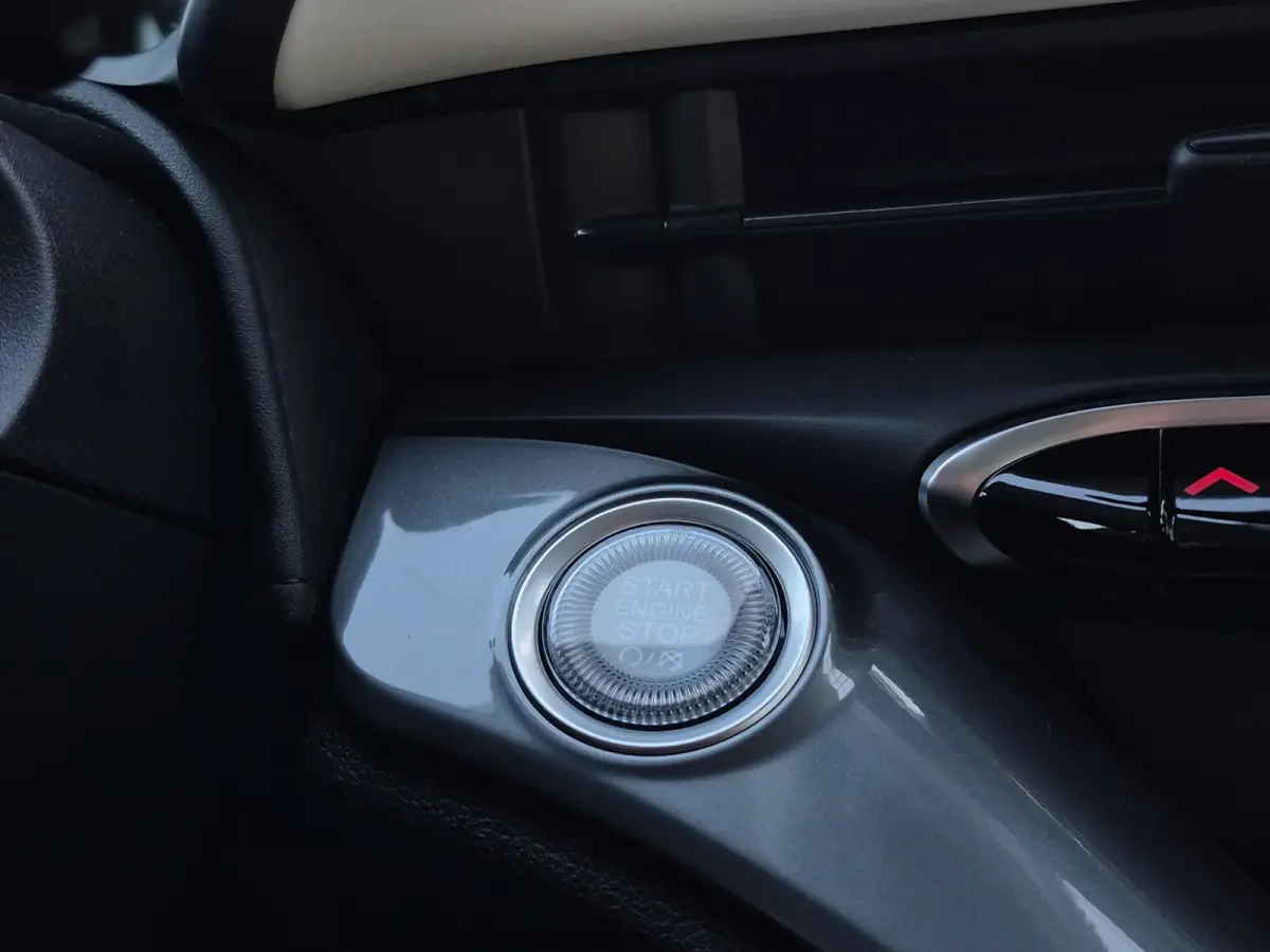 Icon 42 kWh Climate control | Apple carplay/Android auto | Lane assist |  LMV 16 inch
