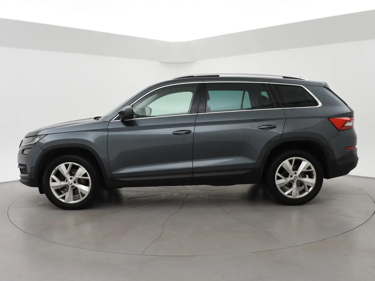 2.0 TSI 180 PK AUT. 4X4 4WD 2200 KG TREKHAAK | LEDER | PANORMAA 360 CAMERA | STUUR/STOELVERW.