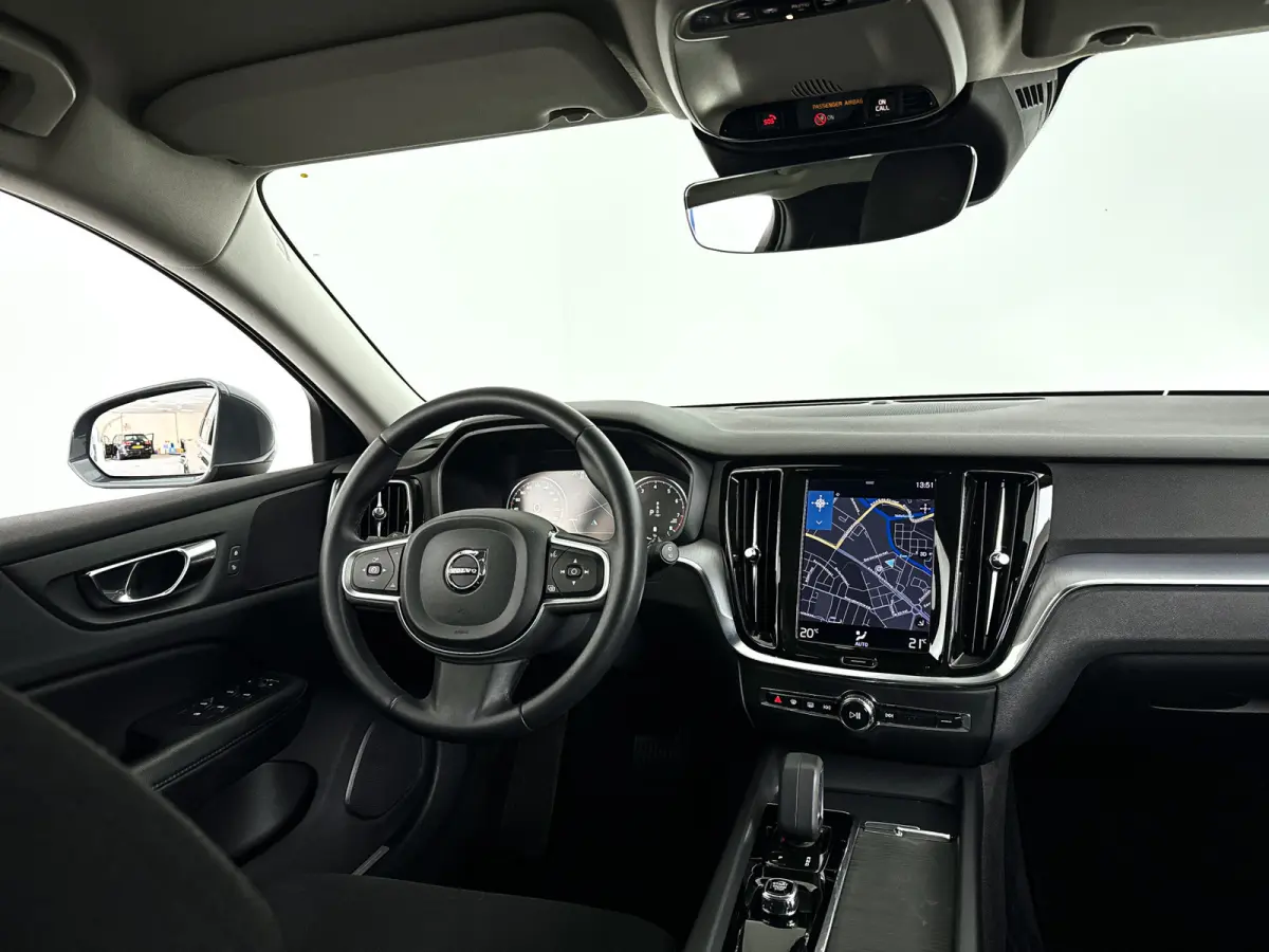 B3 Core | Park assist | Cruise control | Navigatie | Elektrische achterklep