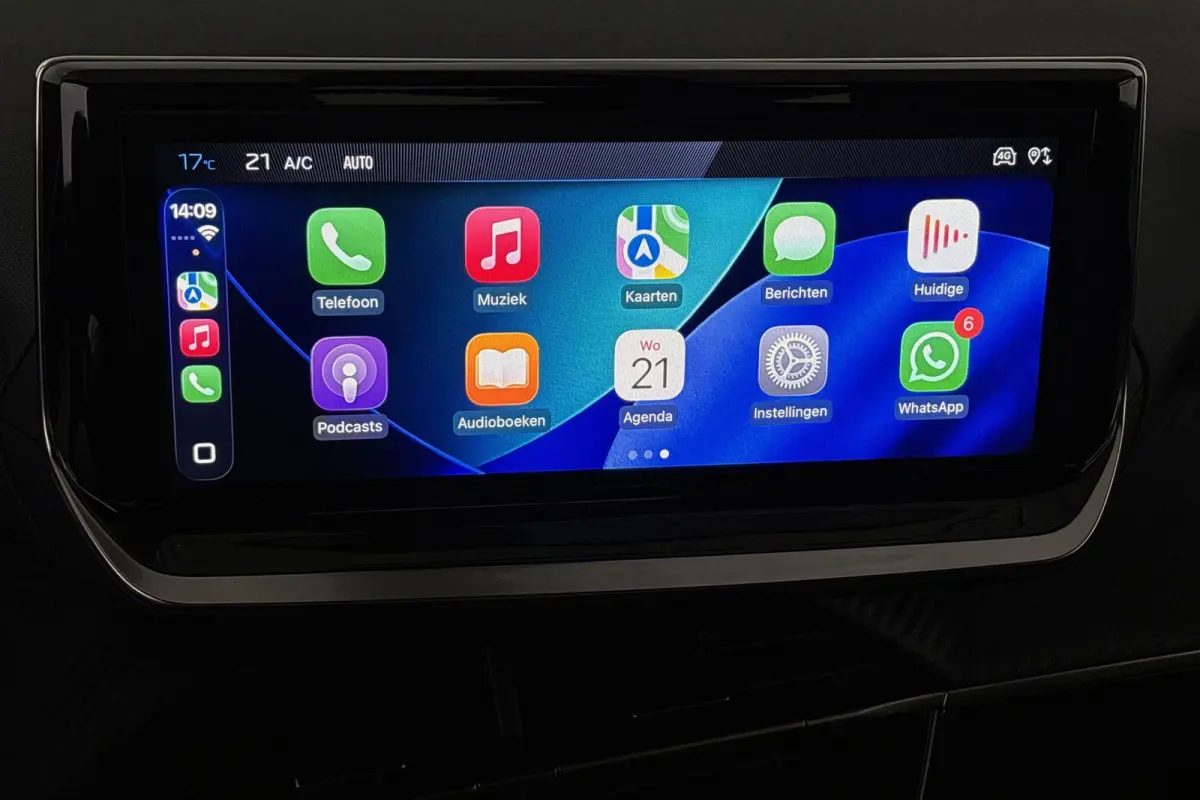 1.2 Hybrid 145 Allure Keyless Camera Adaptive Cruise