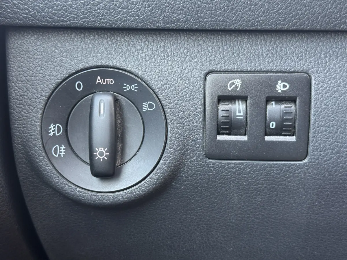 e-Caddy 37kWh 113PK L2H1 Elektrisch ABT Maxi 37,3kWh 159km WLTP Trekhaak Airco Stoelverwarming Parkeersensoren